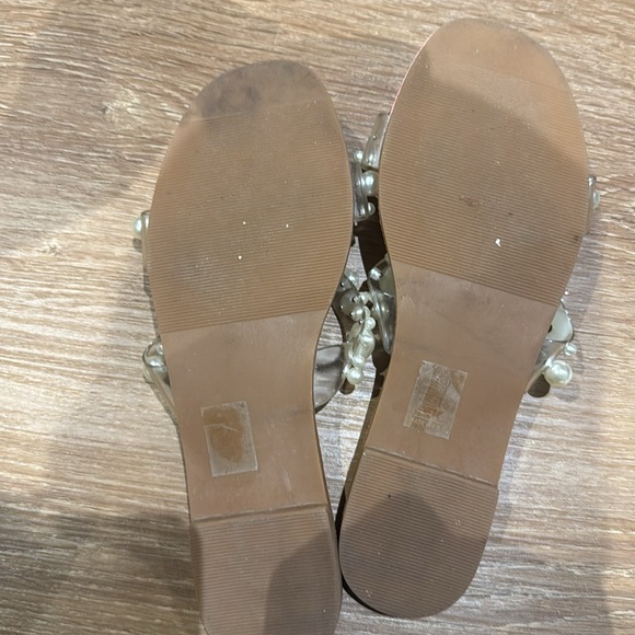 👡 Women’s Sandal Bundle – Size 41 – Pink Ruffle Slides + Pearl Strap Sandals - Picture 7 of 13